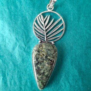 2/35$ NWOT african turquoise leaf silver 925 pendant